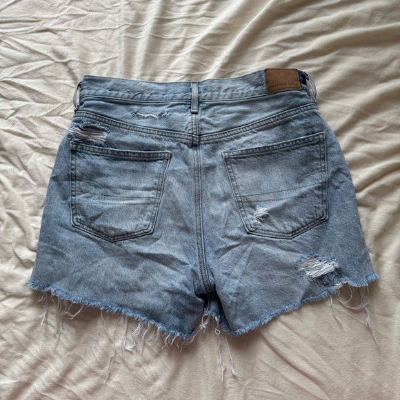 American Eagle Distressed Light Wash Denim Mom Shorts - Picture 3 of 10